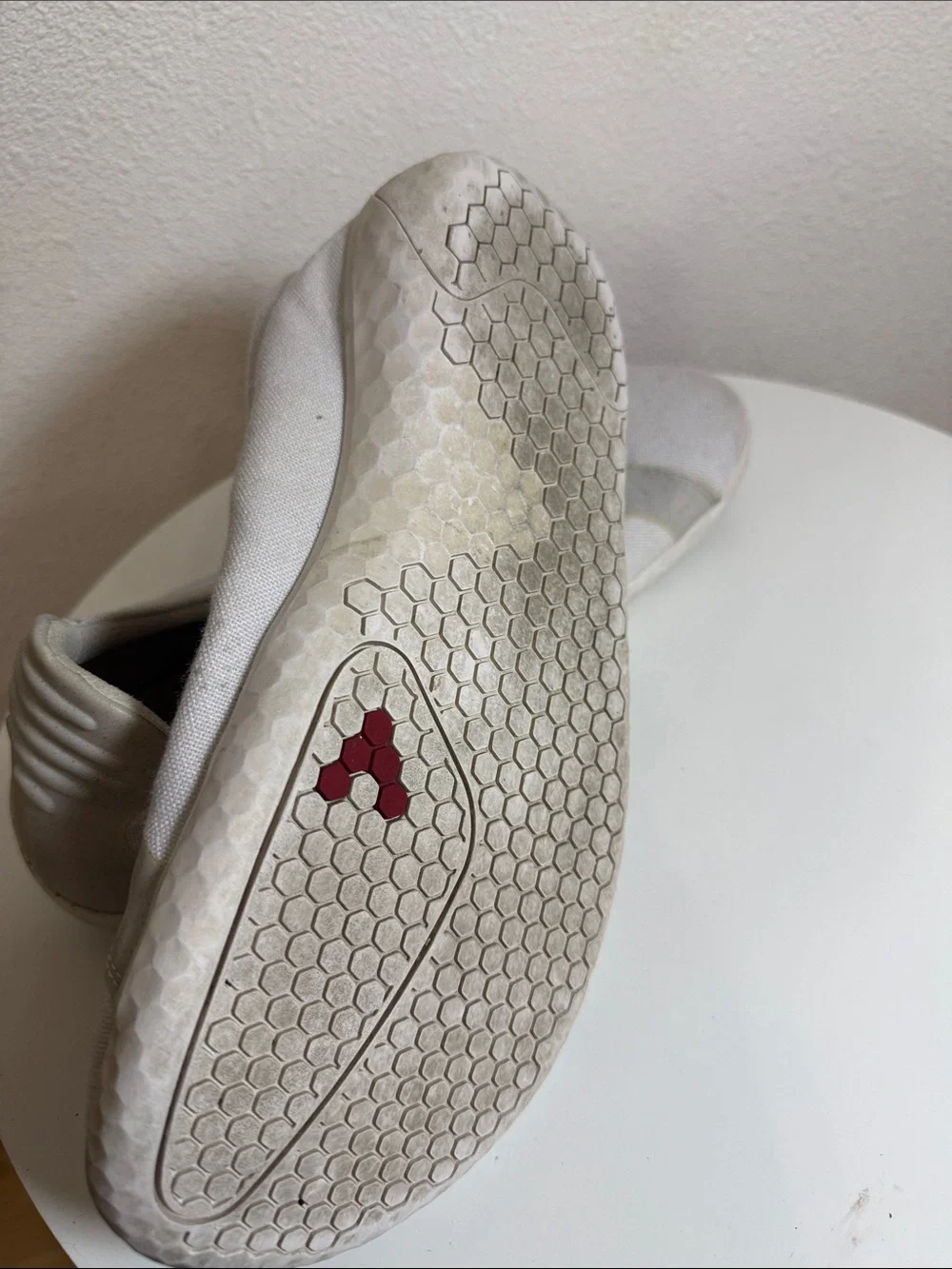 Vivo Barefoot Men's Off-White Canvas Minimalist Sneaker
